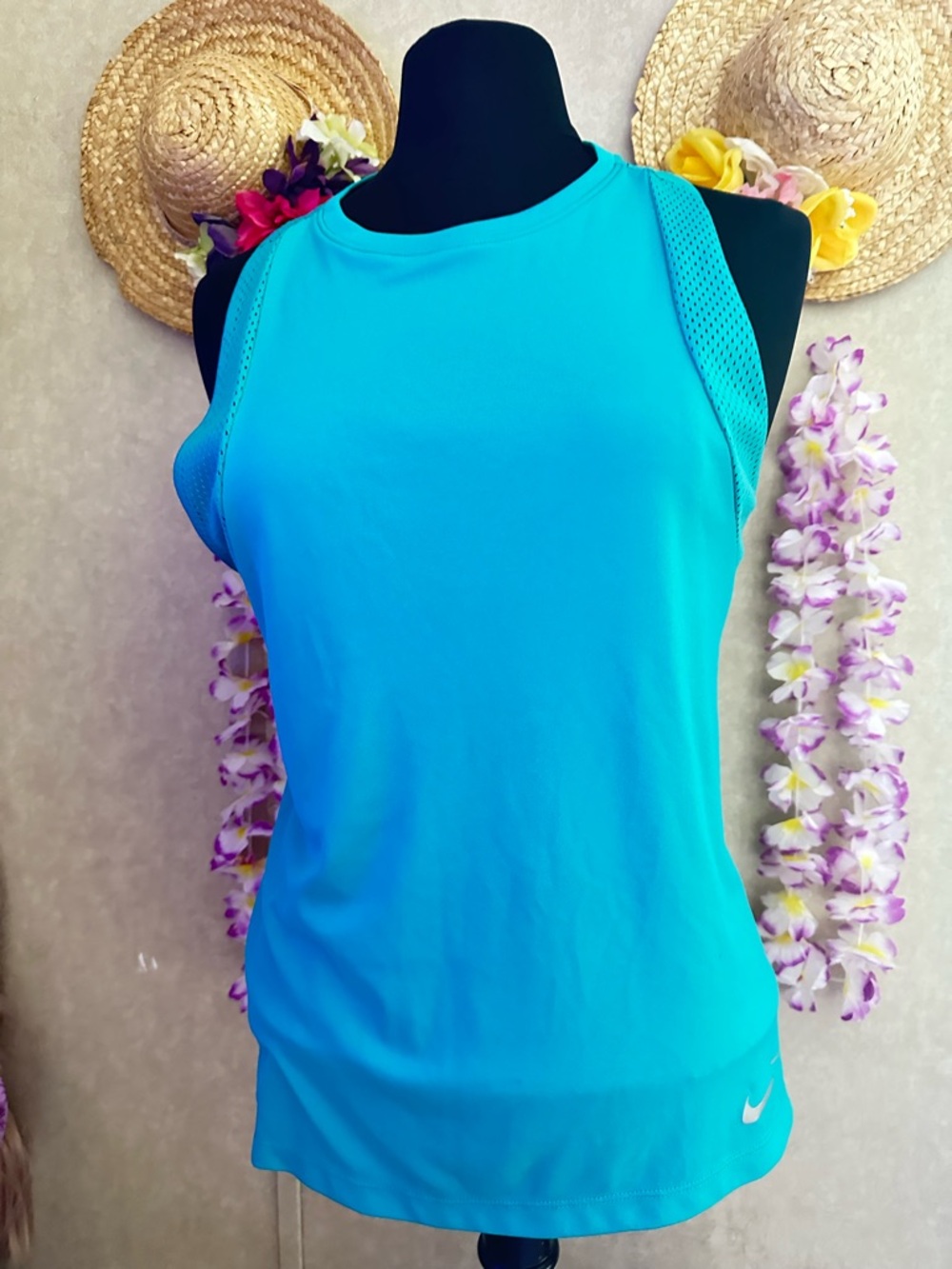 Nike Women’s Bright Turquoise Athletic Tank Top